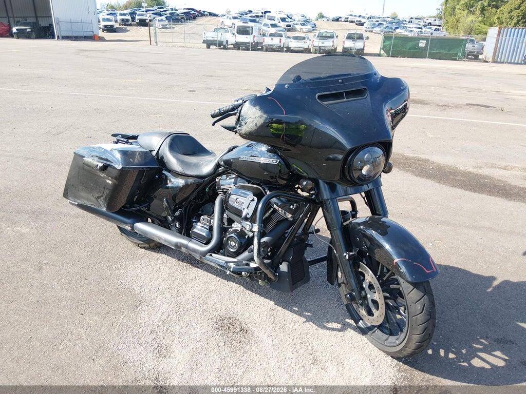 2018 HARLEY-DAVIDSON FLHXS 1HD1KRC14JB613704