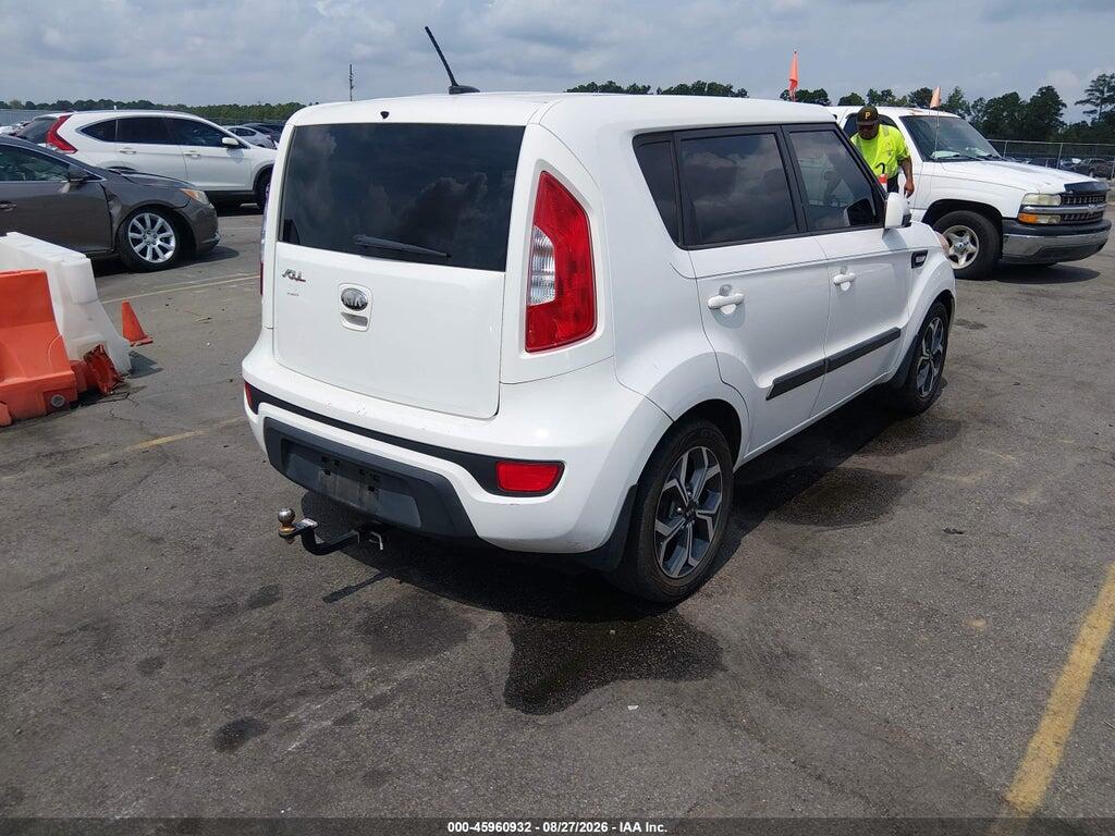 KNDJT2A57D7570074 2013 KIA SOUL photo no. 4