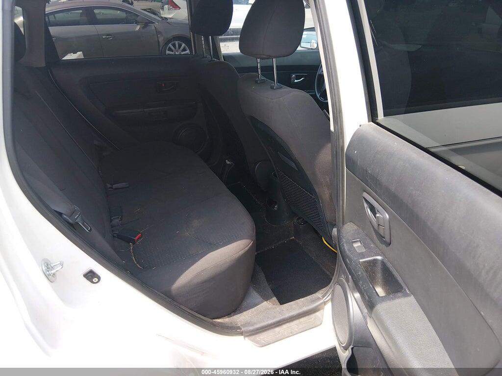 KNDJT2A57D7570074 2013 KIA SOUL photo no. 8
