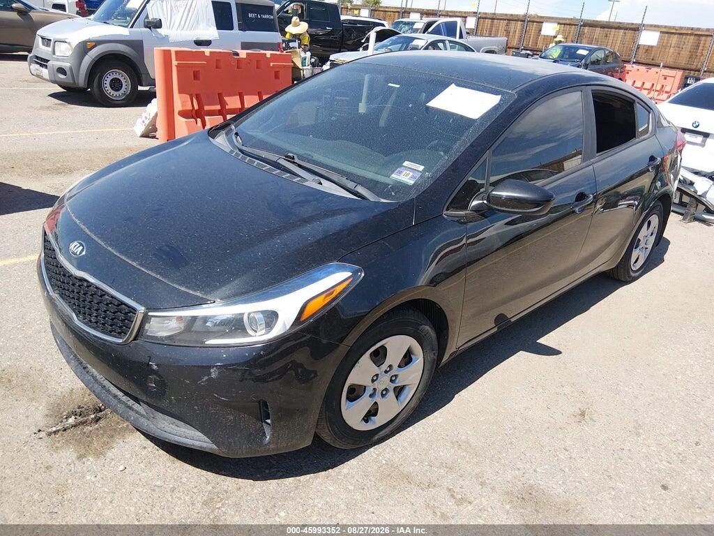 3KPFK4A72HE127245 2017 KIA FORTE photo no. 2