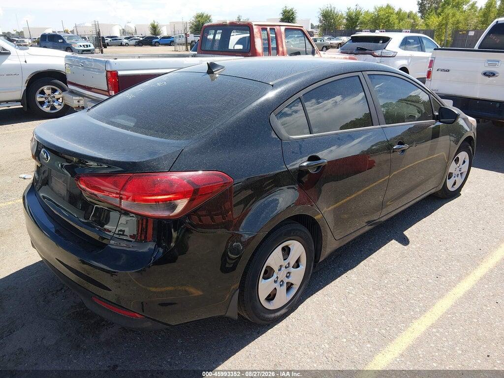 3KPFK4A72HE127245 2017 KIA FORTE photo no. 4