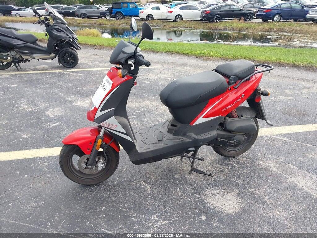 LC2U6A026MC000528 2021 KYMCO USA INC AGILITY photo no. 2