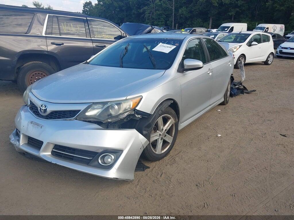 4T1BF1FKXDU274435 2013 TOYOTA CAMRY photo no. 2