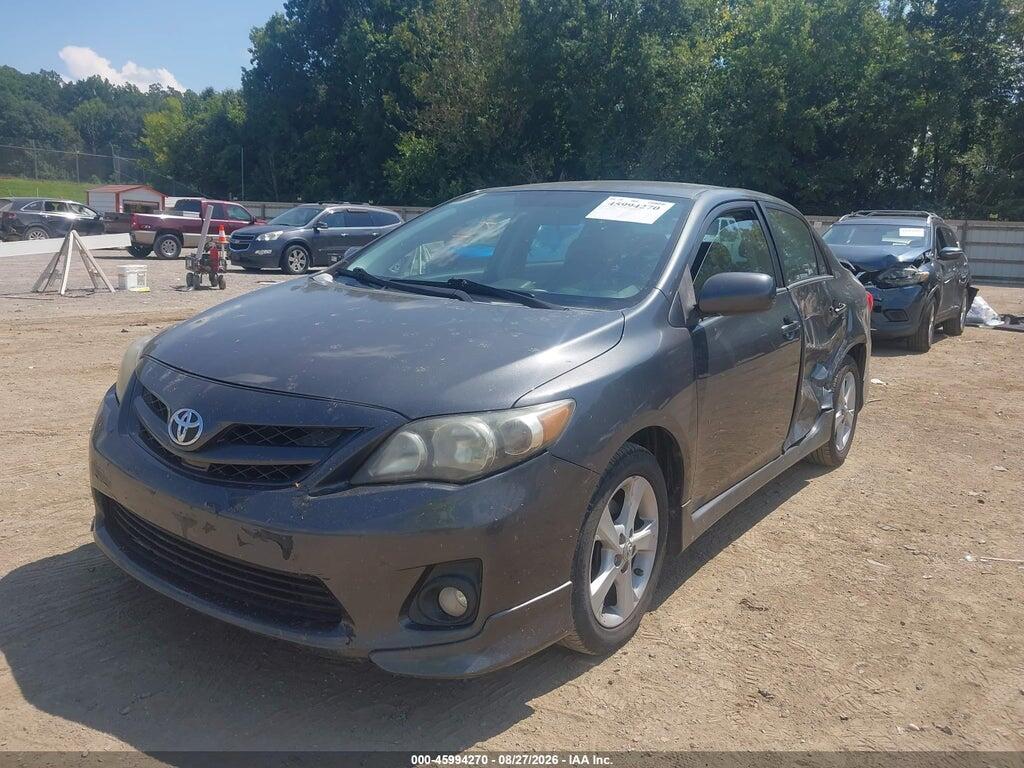 2T1BU4EE7DC124643 2013 TOYOTA COROLLA photo no. 2