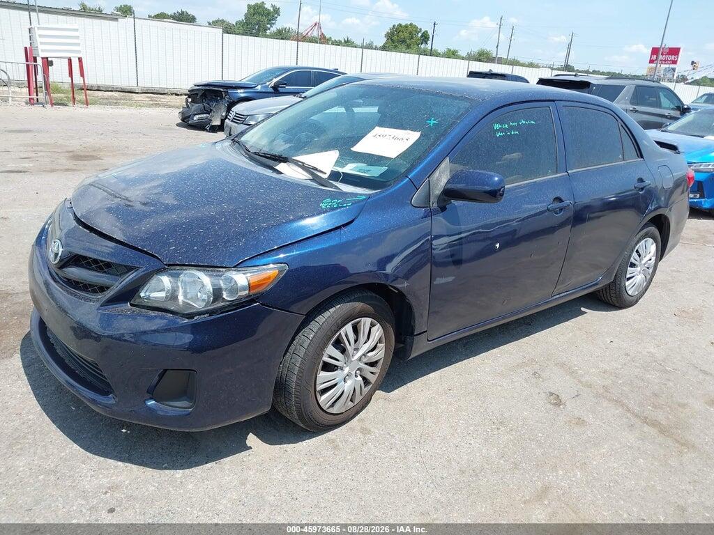 5YFBU4EE3DP209284 2013 TOYOTA COROLLA photo no. 2