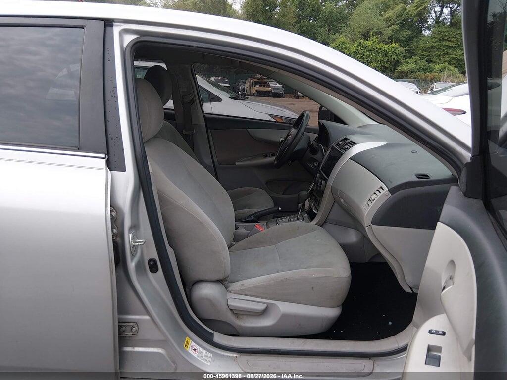 2T1BU4EE7DC951137 2013 TOYOTA COROLLA photo no. 5