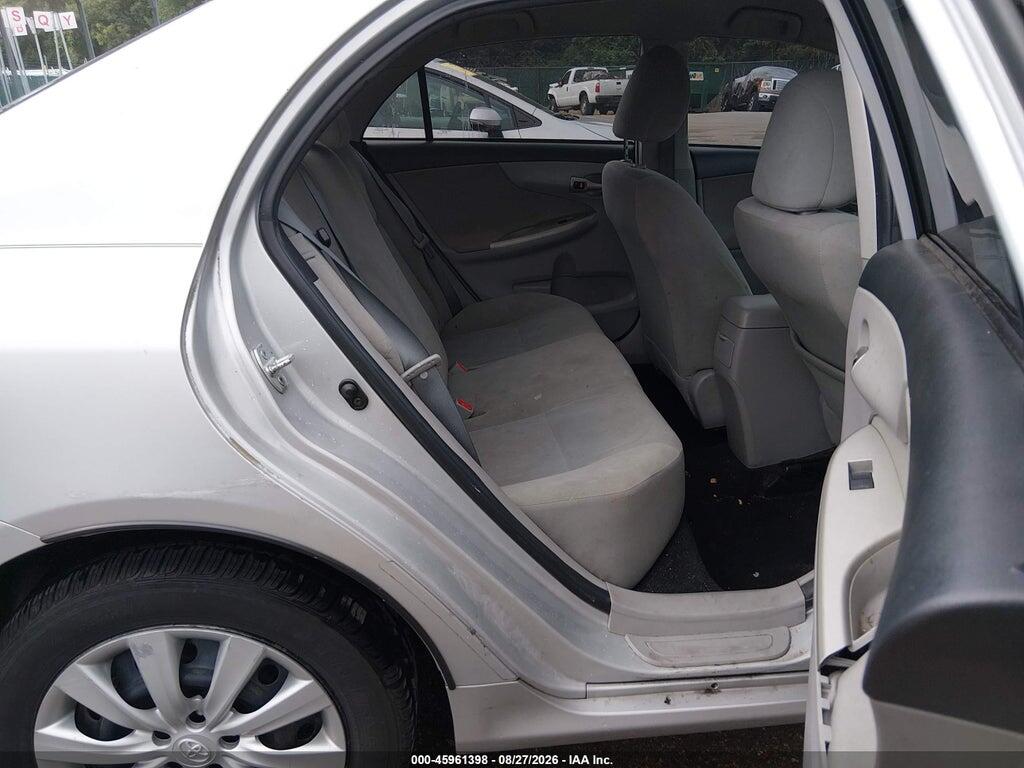 2T1BU4EE7DC951137 2013 TOYOTA COROLLA photo no. 8