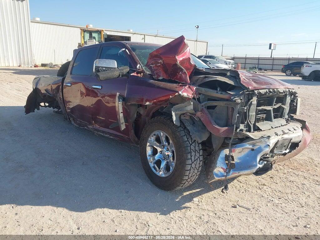 2017 RAM 1500 1C6RR7NT3HS719758