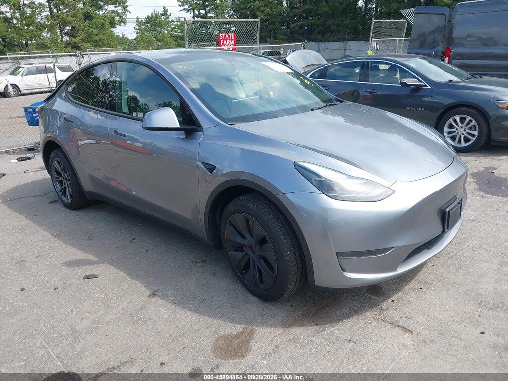 2024 TESLA MODEL Y 7SAYGDEE3RA317506