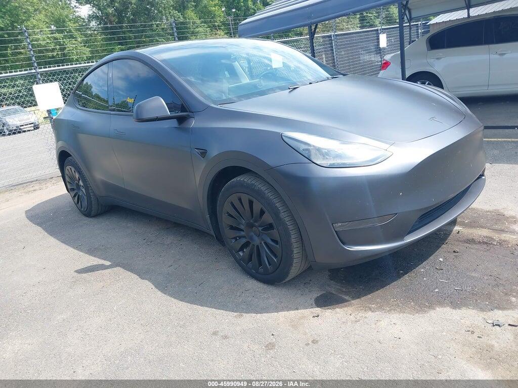 2024 TESLA MODEL Y 7SAYGDEE1RA275238