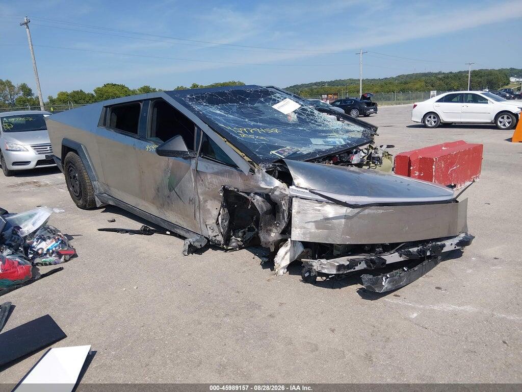 2024 TESLA CYBERTRUCK 7G2CEHEDXRA006308