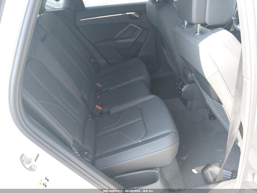 WA1DECF35S1065617 2025 AUDI Q3 photo no. 8