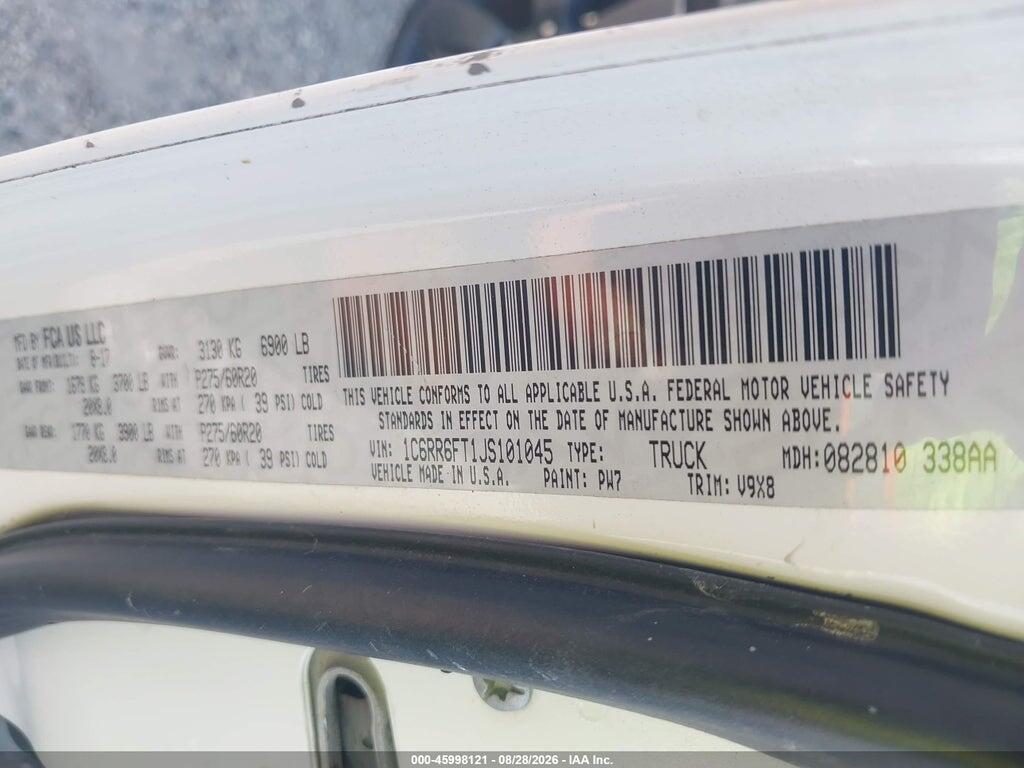 1C6RR6FT1JS101045 2018 RAM 1500 photo no. 9