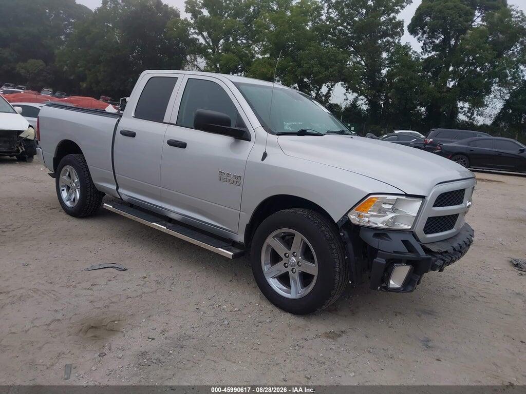 2018 RAM 1500 1C6RR7FG9JS126574