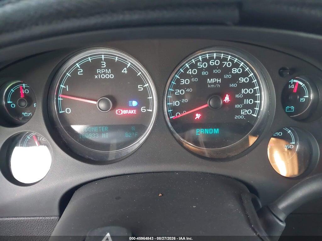 1GNSCHE01BR262509 2011 CHEVROLET SUBURBAN 1500 photo no. 7