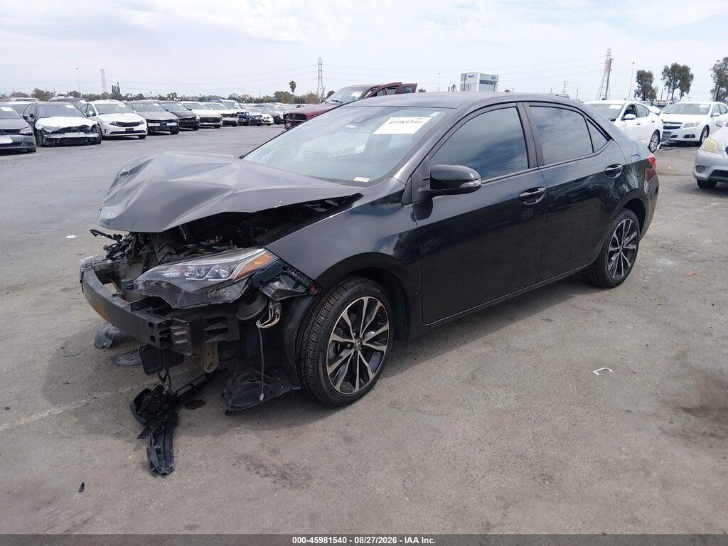 5YFBURHE2JP827023 2018 TOYOTA COROLLA photo no. 2