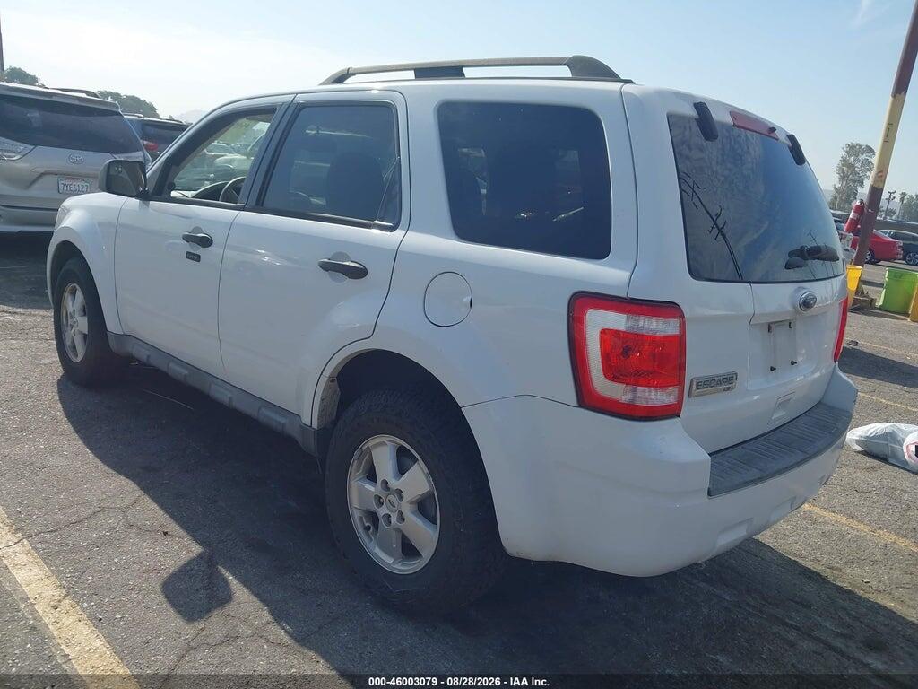 1FMCU9D76BKB34561 2011 FORD ESCAPE photo no. 3