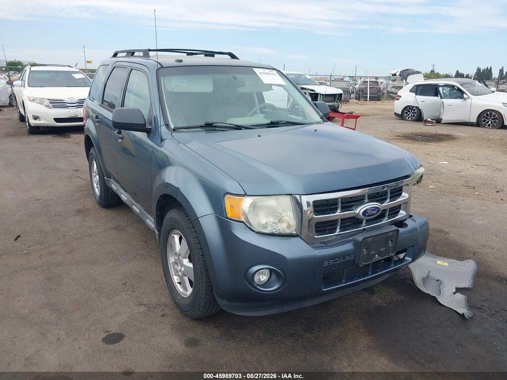 1FMCU0DG0BKB41002 2011 FORD ESCAPE photo no. 1