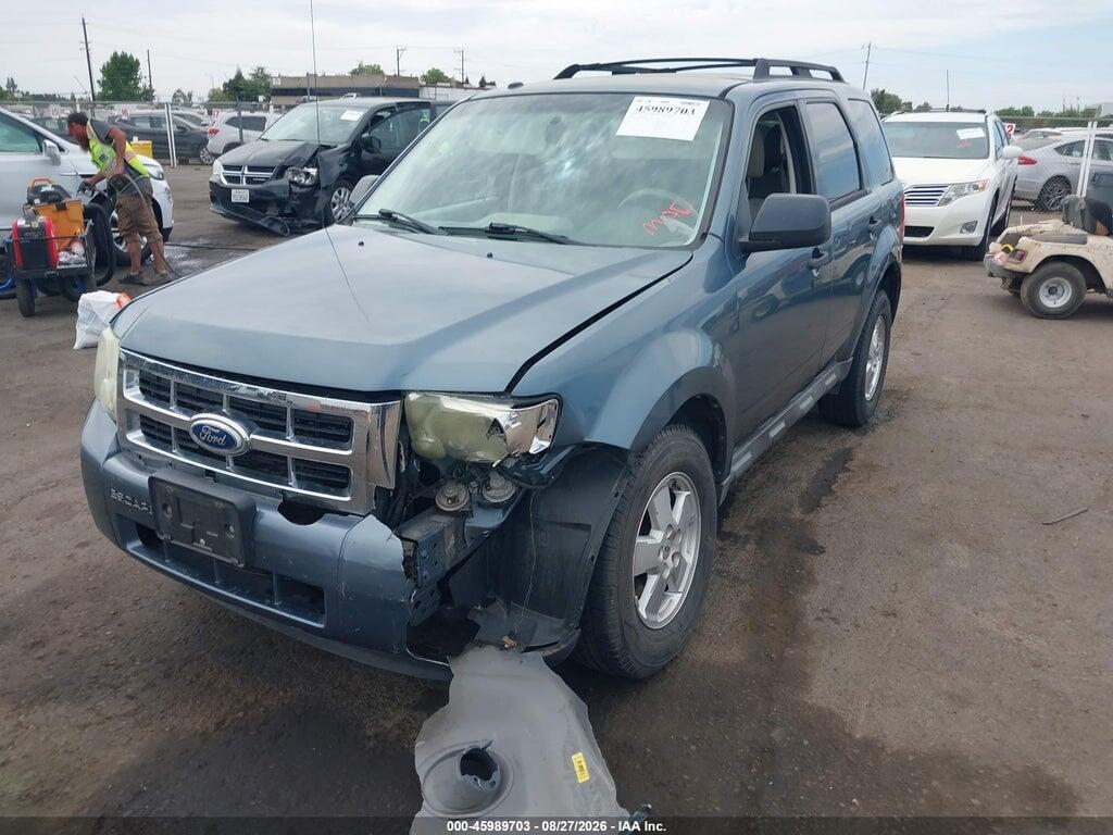 1FMCU0DG0BKB41002 2011 FORD ESCAPE photo no. 2