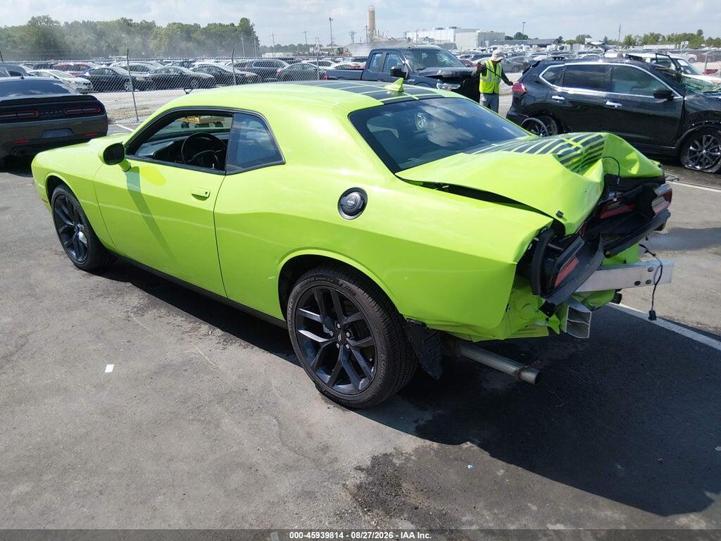 2C3CDZAG2PH527470 2023 DODGE CHALLENGER photo no. 3