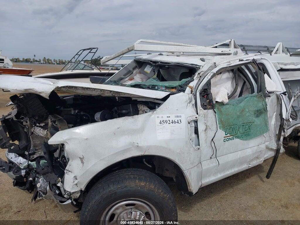 1FD8X3E6XNED47516 2022 FORD F-350 CHASSIS photo no. 6