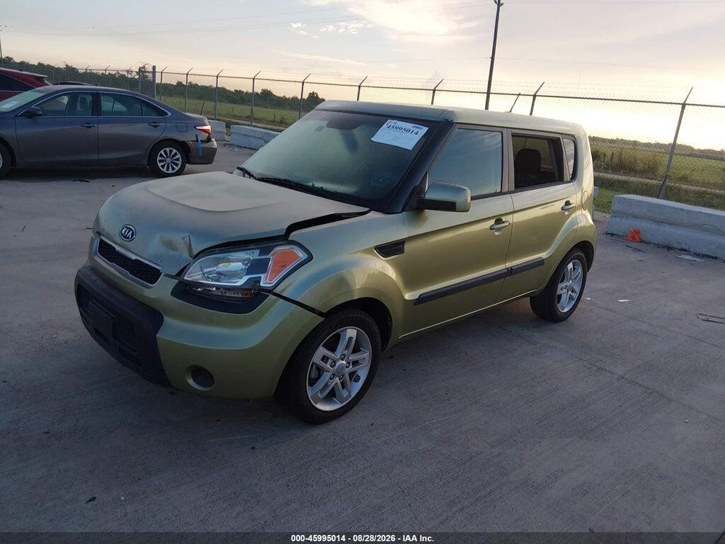 KNDJT2A23B7341832 2011 KIA SOUL photo no. 2