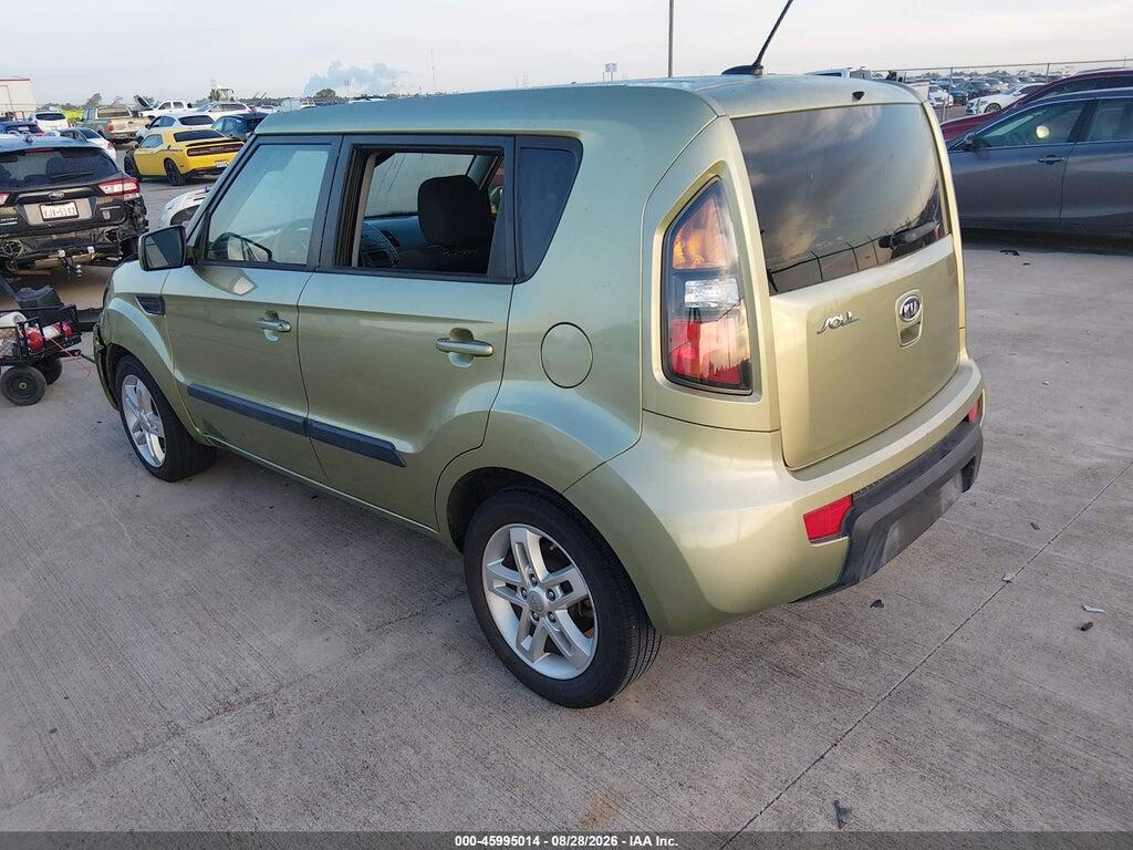 KNDJT2A23B7341832 2011 KIA SOUL photo no. 3