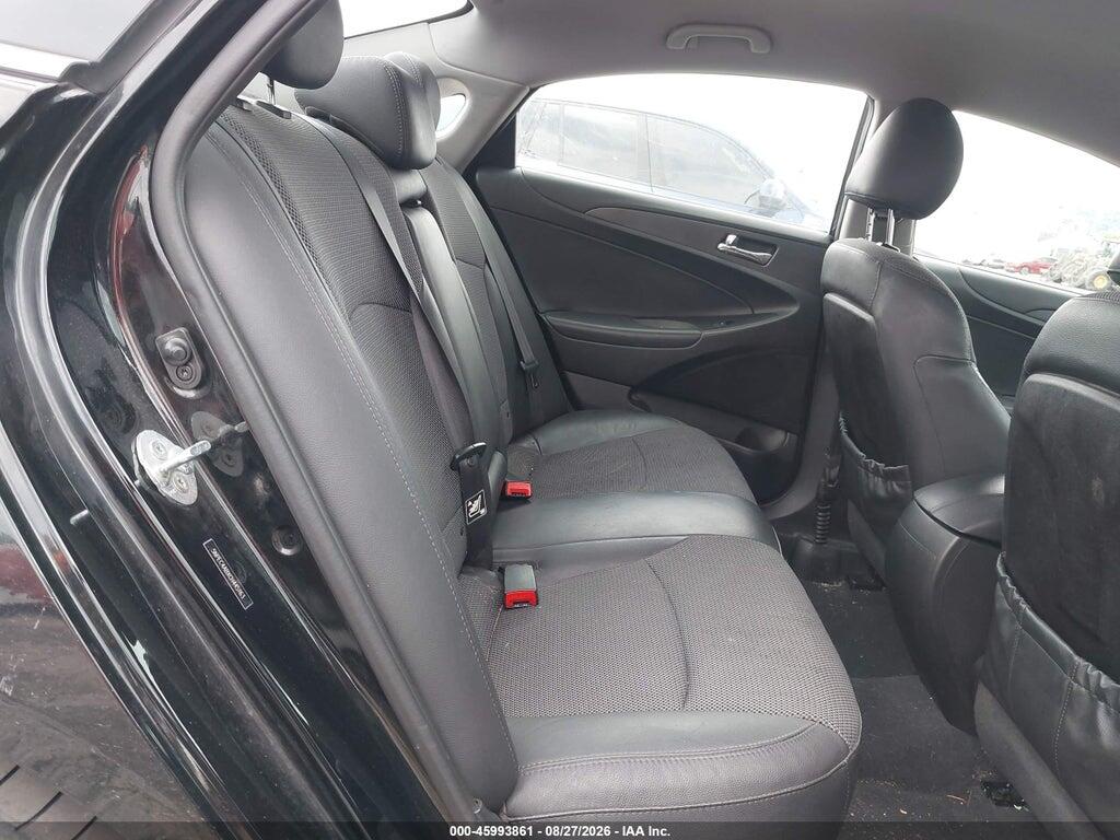 5NPEC4ABXCH445163 2012 HYUNDAI SONATA photo no. 8