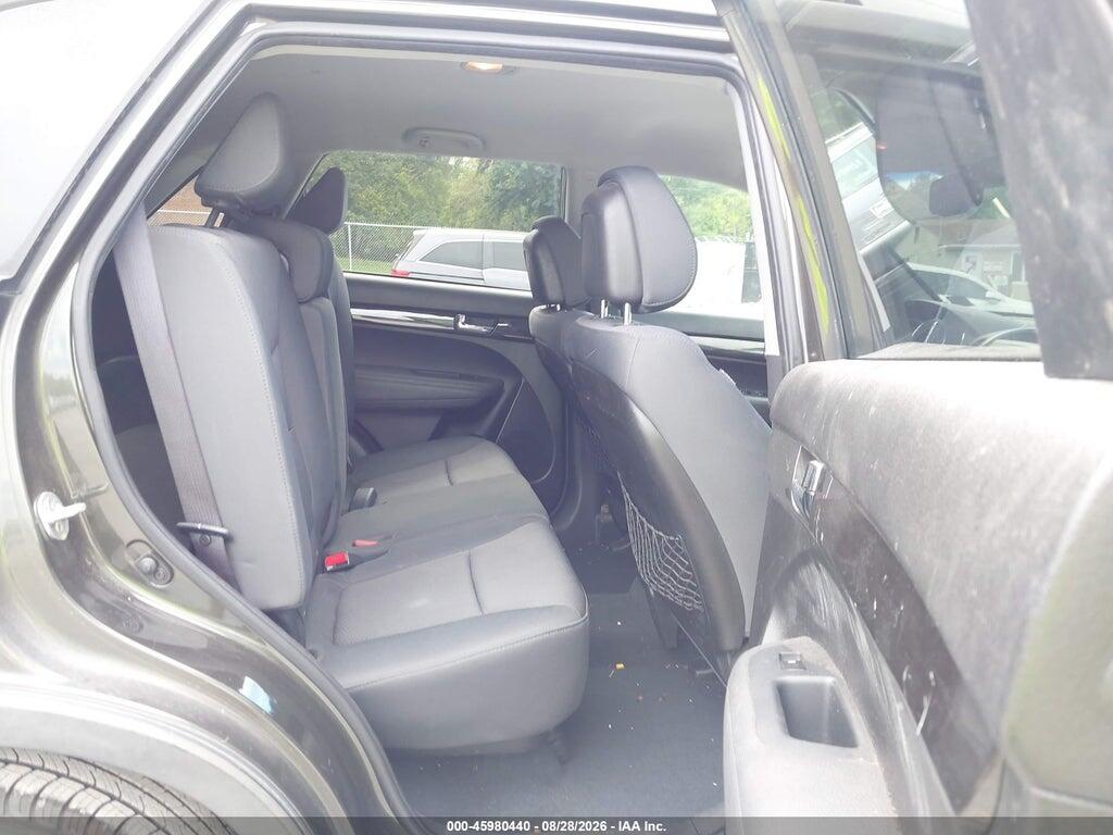 5XYKTCA61CG212490 2012 KIA SORENTO photo no. 8