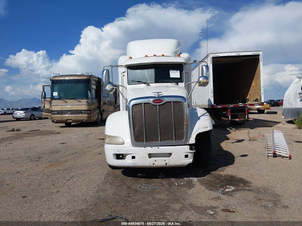 1XPHDP9XXBD130927 2011 PETERBILT 386 photo no. 12