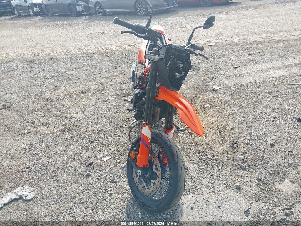 MD2J2J403SN200188 2025 KTM 690 photo no. 5