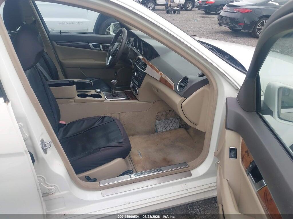 WDDGF8BB9CR201248 2012 MERCEDES-BENZ C 300 photo no. 5
