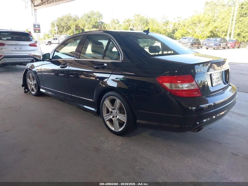 WDDGF8BB9AF401190 2010 MERCEDES-BENZ C 300 photo no. 3
