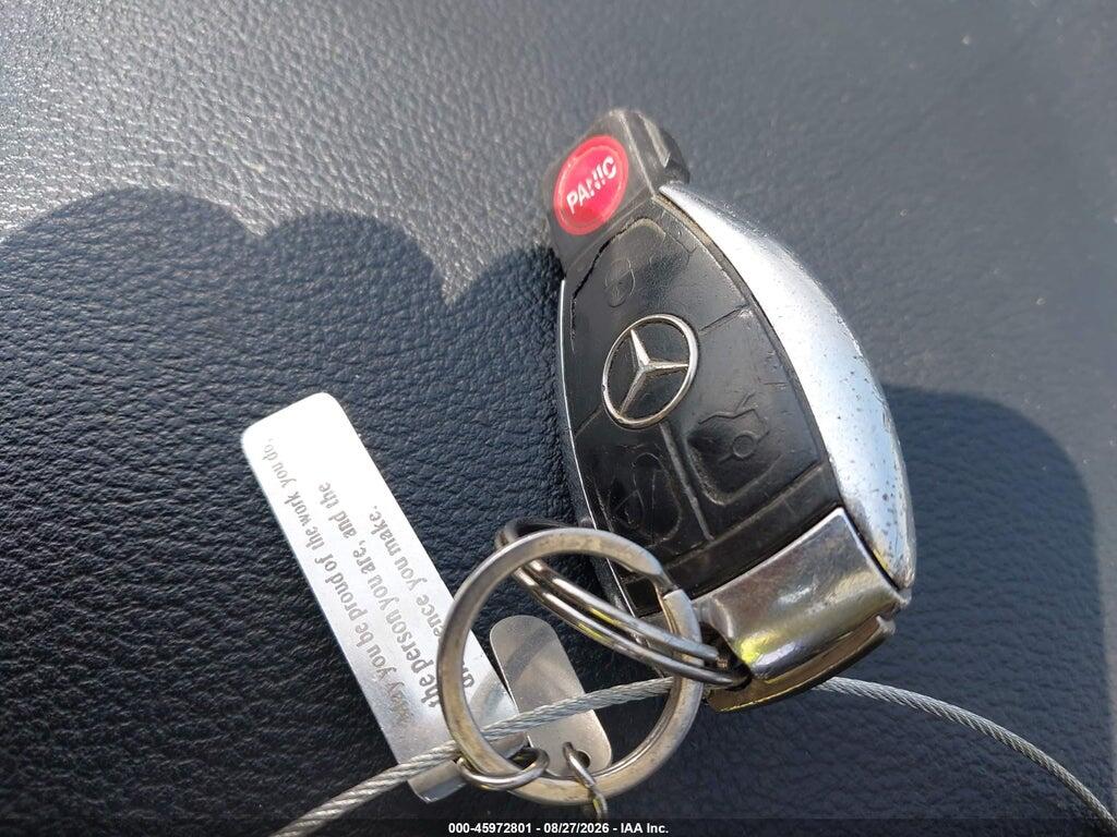 WDCGG8HB3AF270640 2010 MERCEDES-BENZ GLK 350 photo no. 11