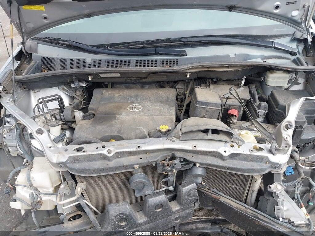 5TDXK3DC5BS099008 2011 TOYOTA SIENNA photo no. 10