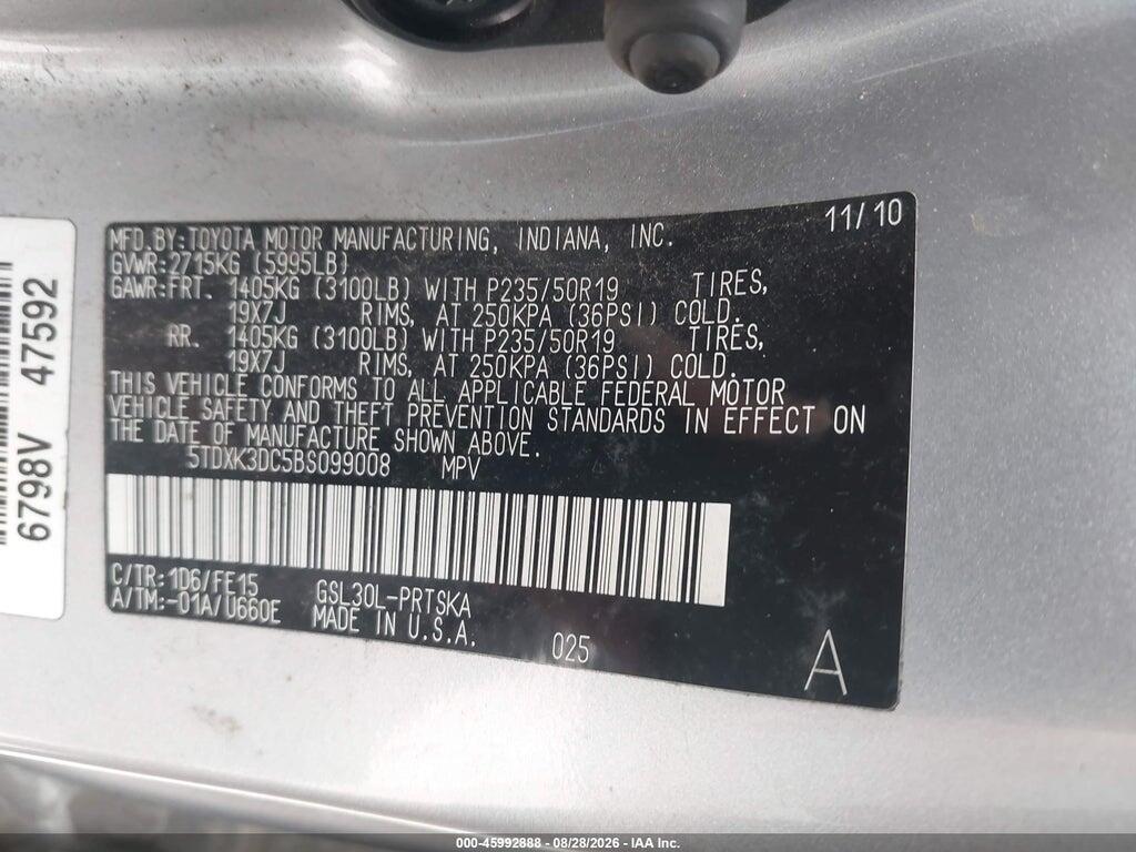 5TDXK3DC5BS099008 2011 TOYOTA SIENNA photo no. 9
