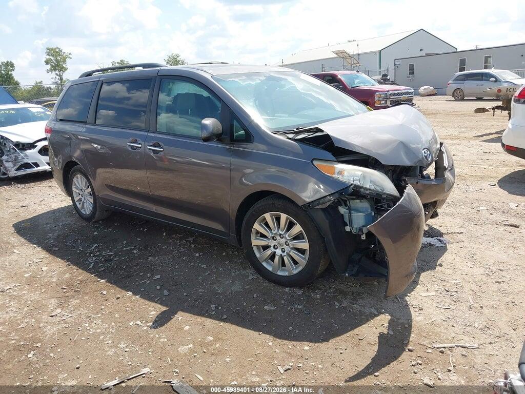 5TDYK3DCXBS099719 2011 TOYOTA SIENNA photo no. 1