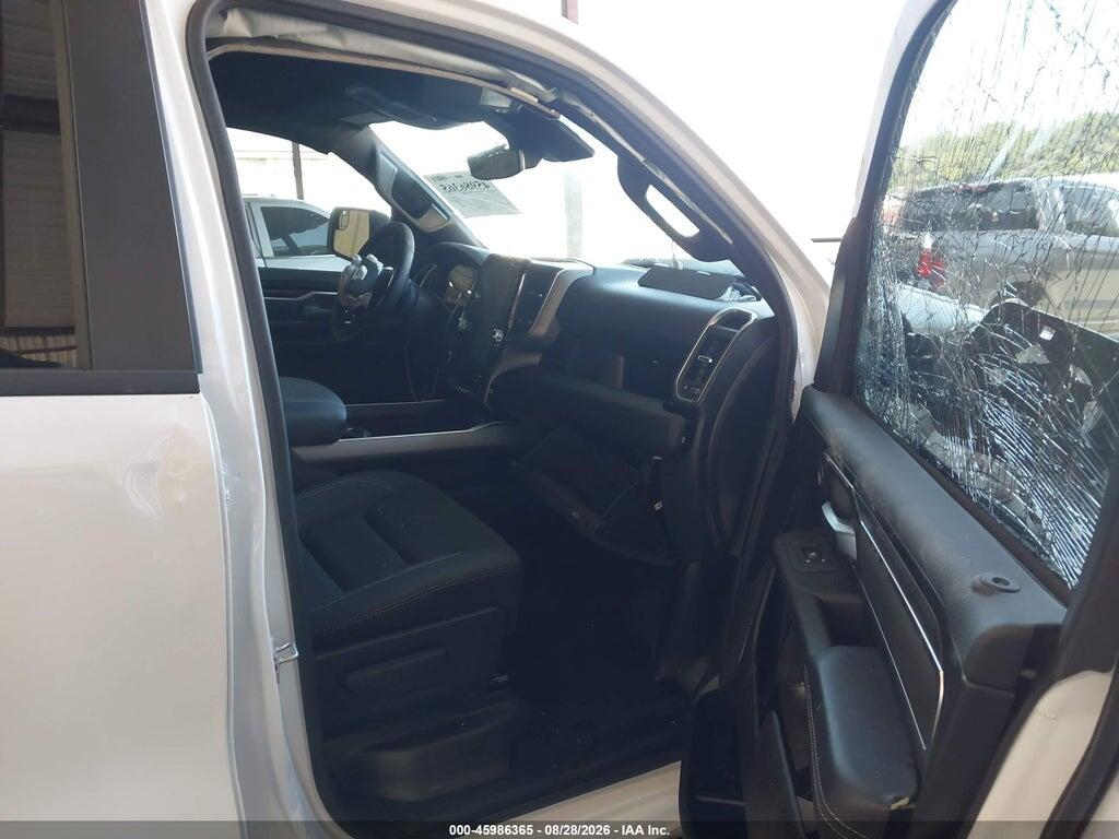 1C6SRFFT8TN261300 2026 RAM 1500 photo no. 5