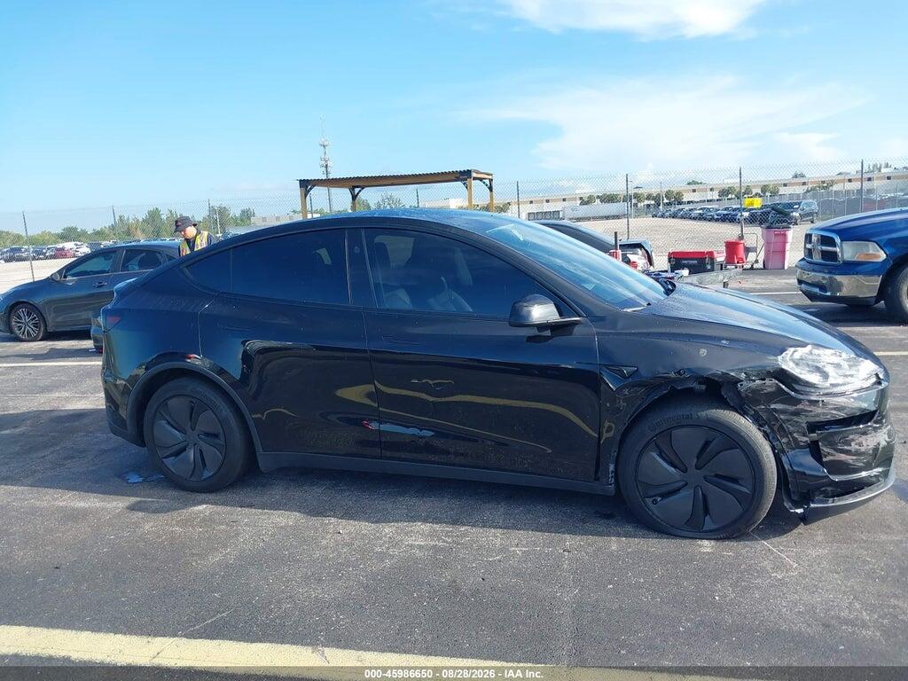 7SAYGDED4TF381619 2026 TESLA MODEL Y photo no. 11