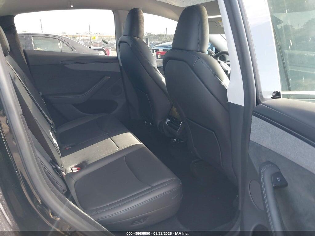 7SAYGDED4TF381619 2026 TESLA MODEL Y photo no. 8