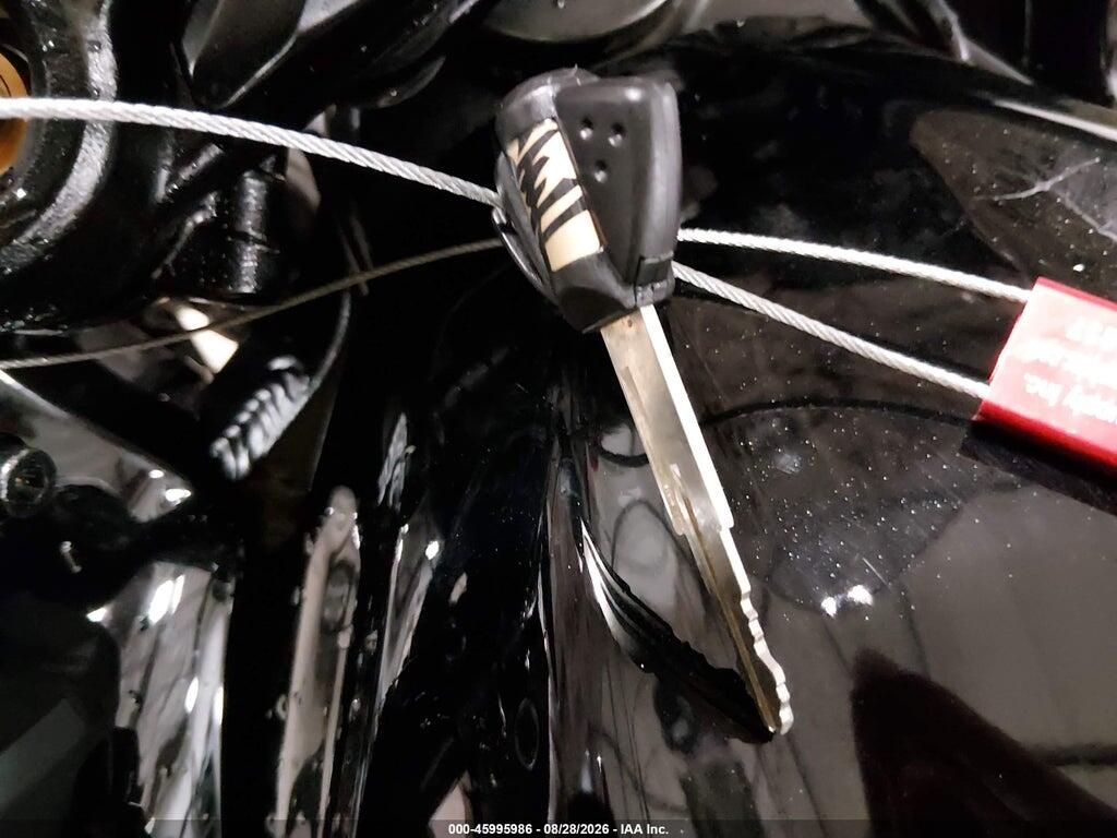 JS1EJ11B0S7100516 2025 SUZUKI GSX1300 photo no. 11
