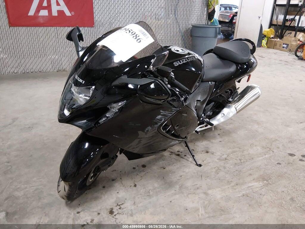 JS1EJ11B0S7100516 2025 SUZUKI GSX1300 photo no. 2