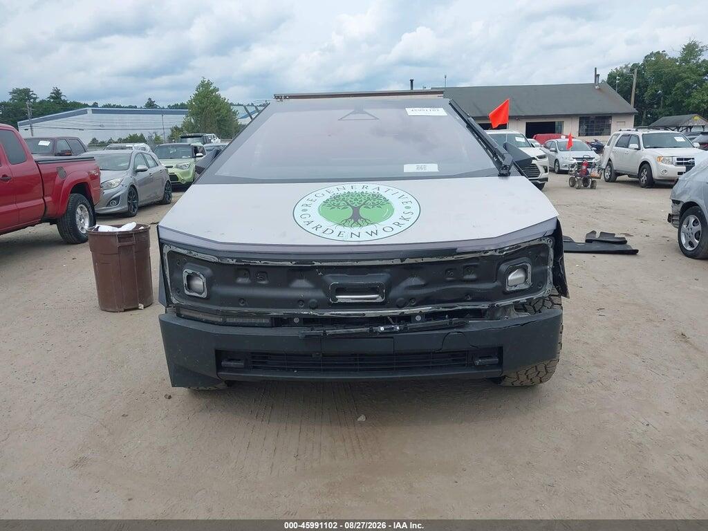 7G2CEHED2SA069991 2025 TESLA CYBERTRUCK photo no. 10