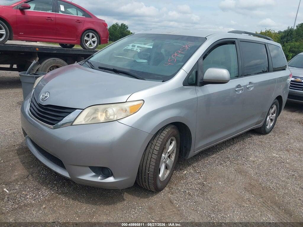 5TDKK3DC2CS179751 2012 TOYOTA SIENNA photo no. 2