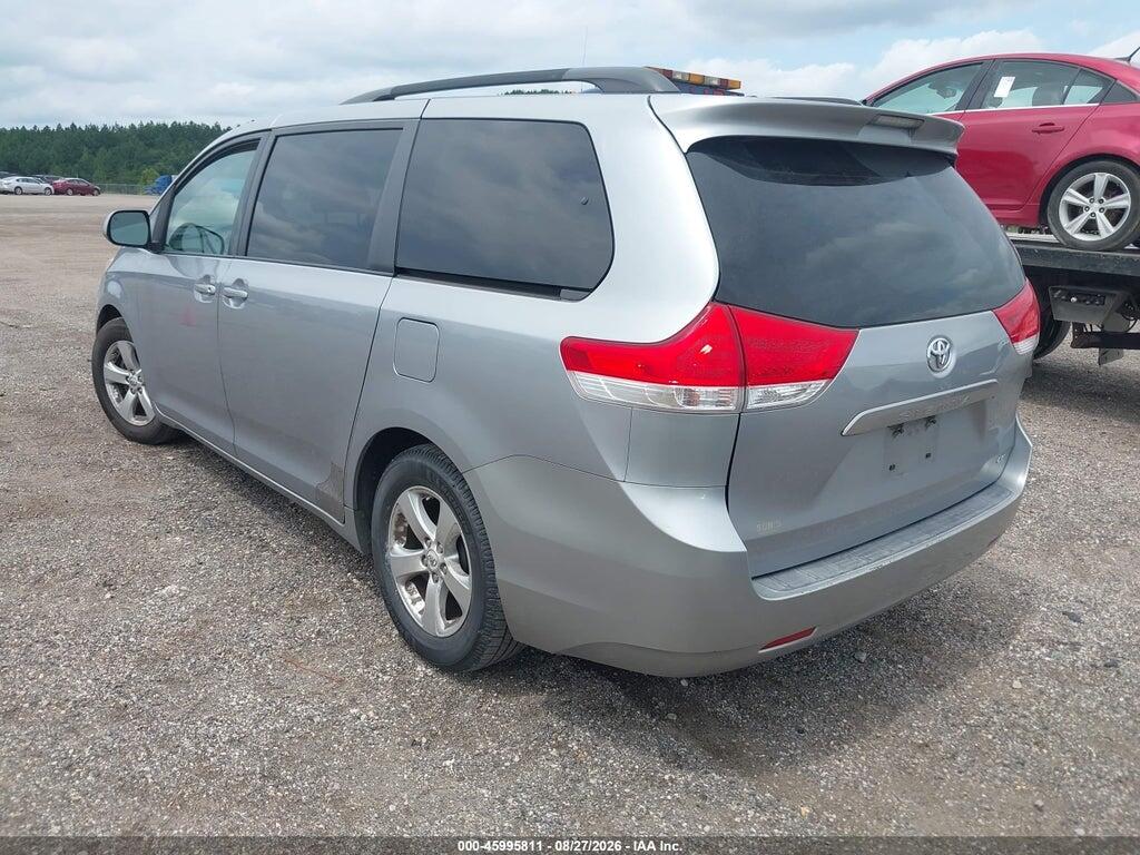 5TDKK3DC2CS179751 2012 TOYOTA SIENNA photo no. 3