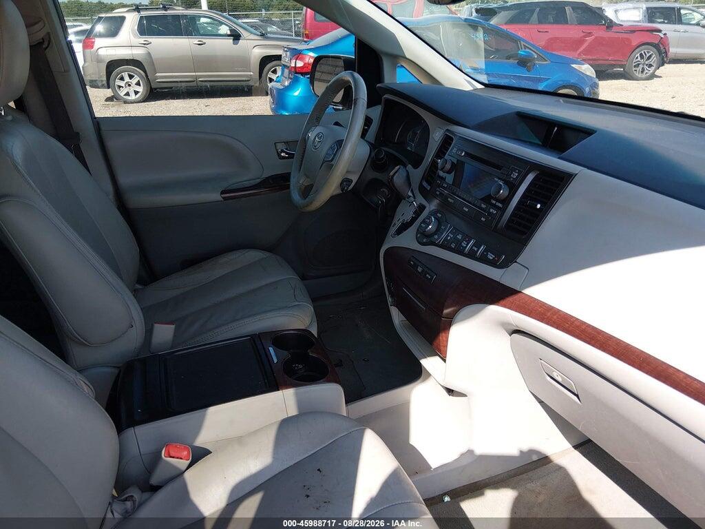 5TDYK3DC2CS225024 2012 TOYOTA SIENNA photo no. 5