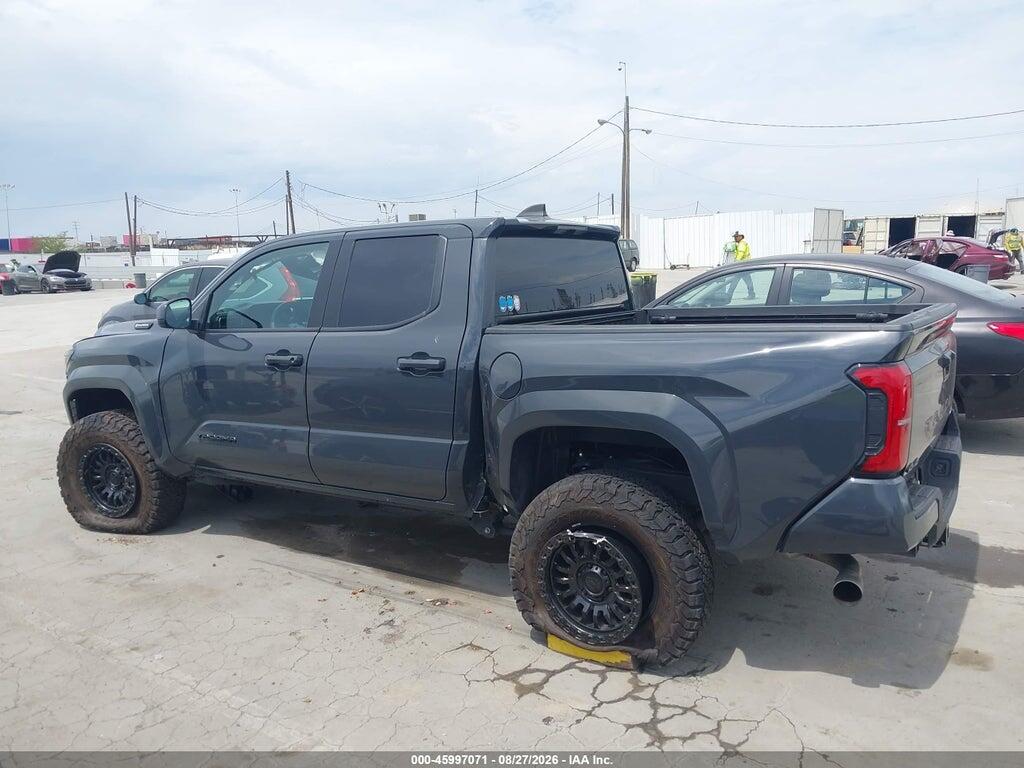 2025 TOYOTA TACOMA TRD SPORT HV — Фото 13 из 15