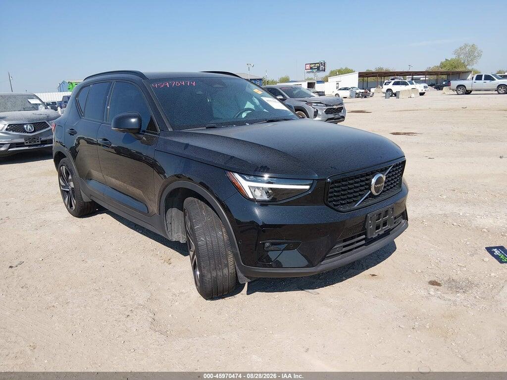 2025 VOLVO XC40 YV4L12UC1S2502367