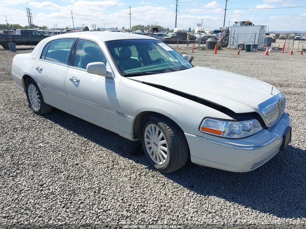 2004 LINCOLN TOWN CAR 1LNHM81W24Y638066
