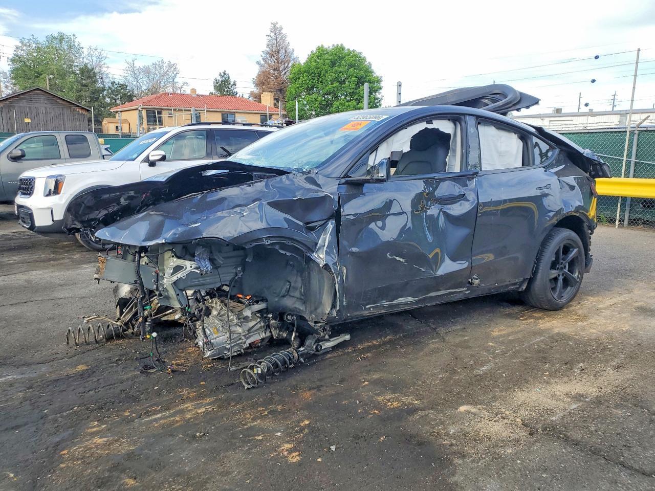 2026 TESLA MODEL Y 7SAYGDEE3TA623354